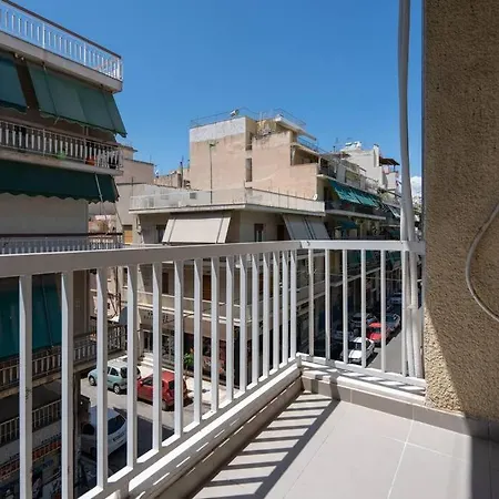 “athens Cosmos” In Neos Kosmos * Ateny